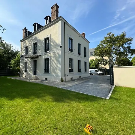 L'Etoile De Seine 77 Appartement 2 Dammarie-les-Lys Exterior photo